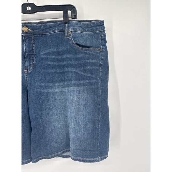 Kut From The Kloth Womens shorts size 22W Denim Jean Medium Wash Cotton stretch - Picture 2 of 6